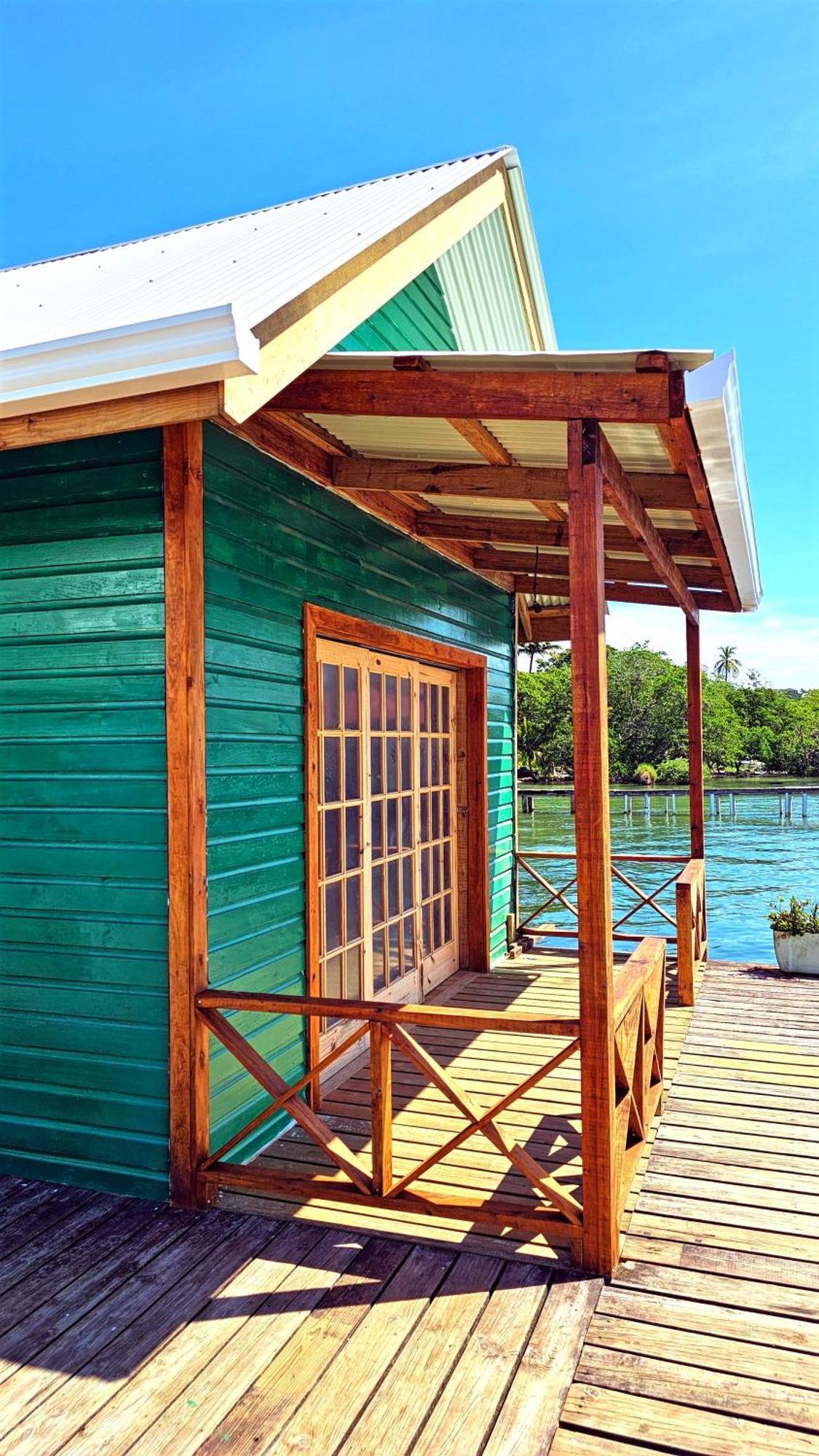 The Sea Monkey Hotel Бокас дел Торо Екстериор снимка